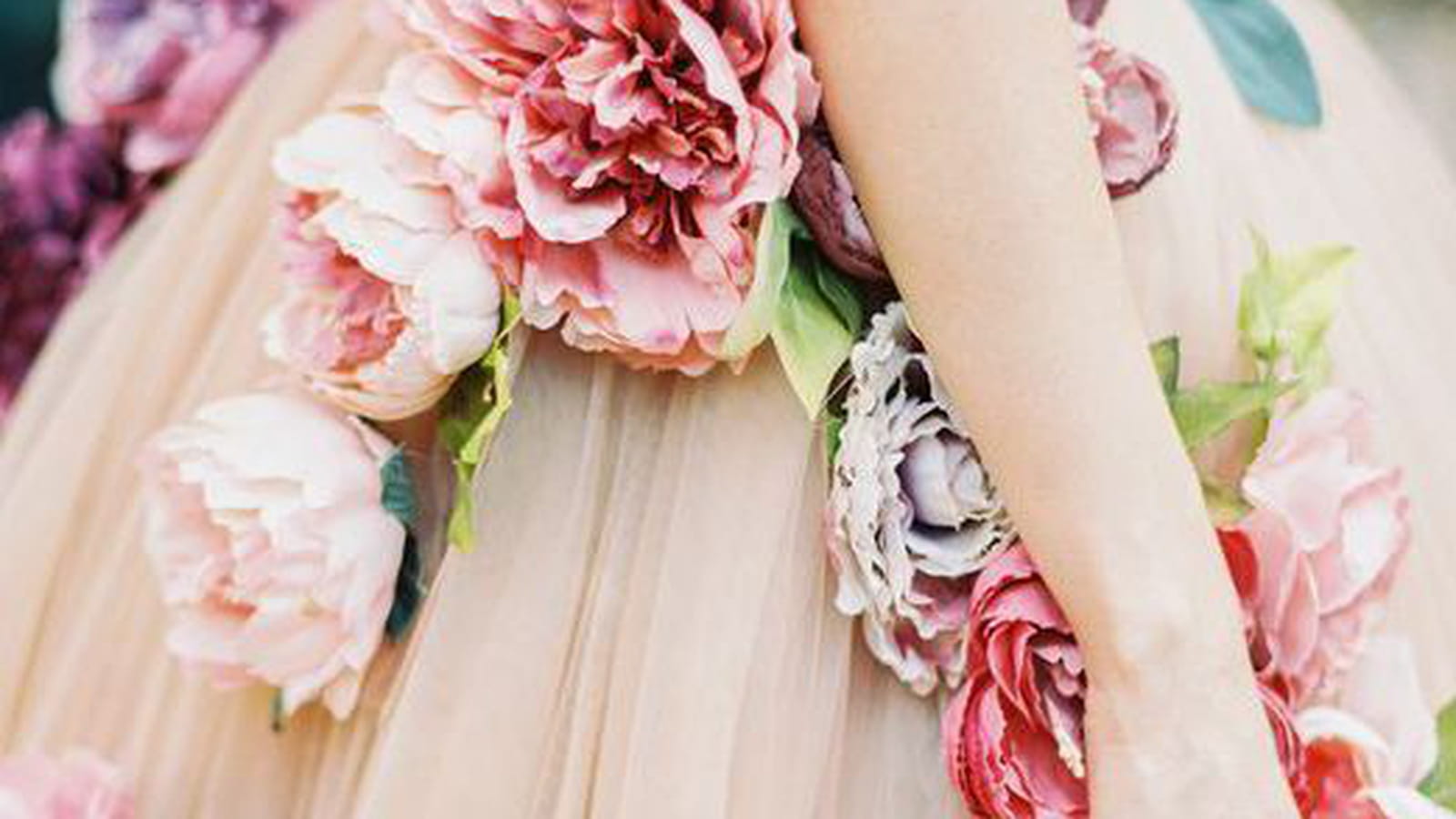 Sur une robe en mousseline