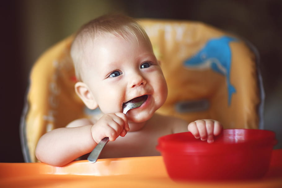 Diversification alimentaire : quand et comment s'y prendre ?