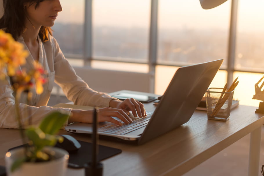 Télétravailler, c'est un budget ! Combien ça coûte ? Qui doit payer ?