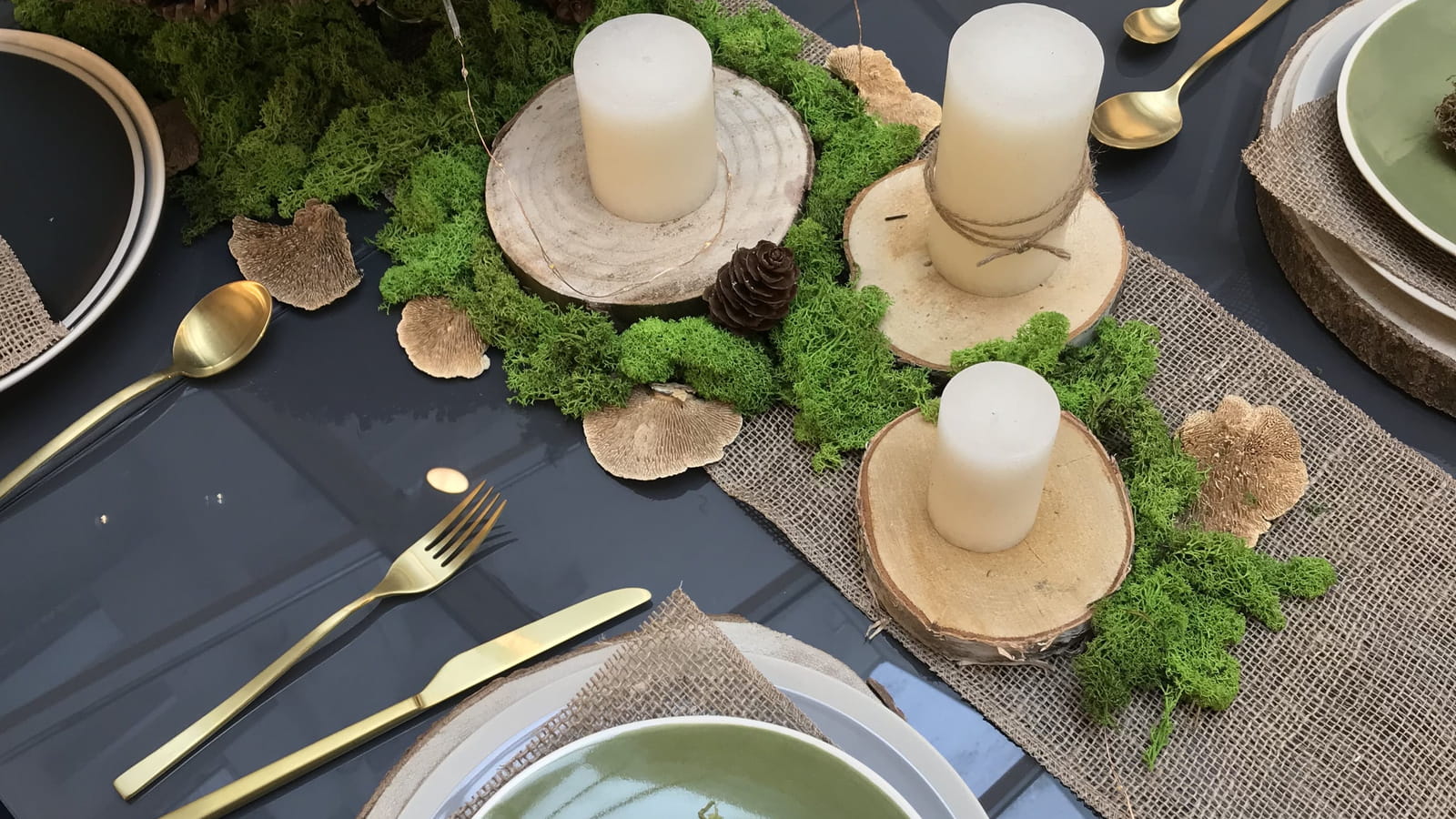 Bougeoirs en bois