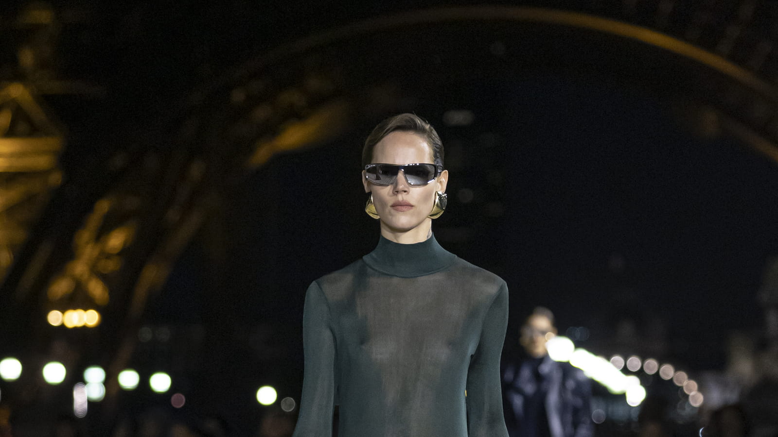 Look 5