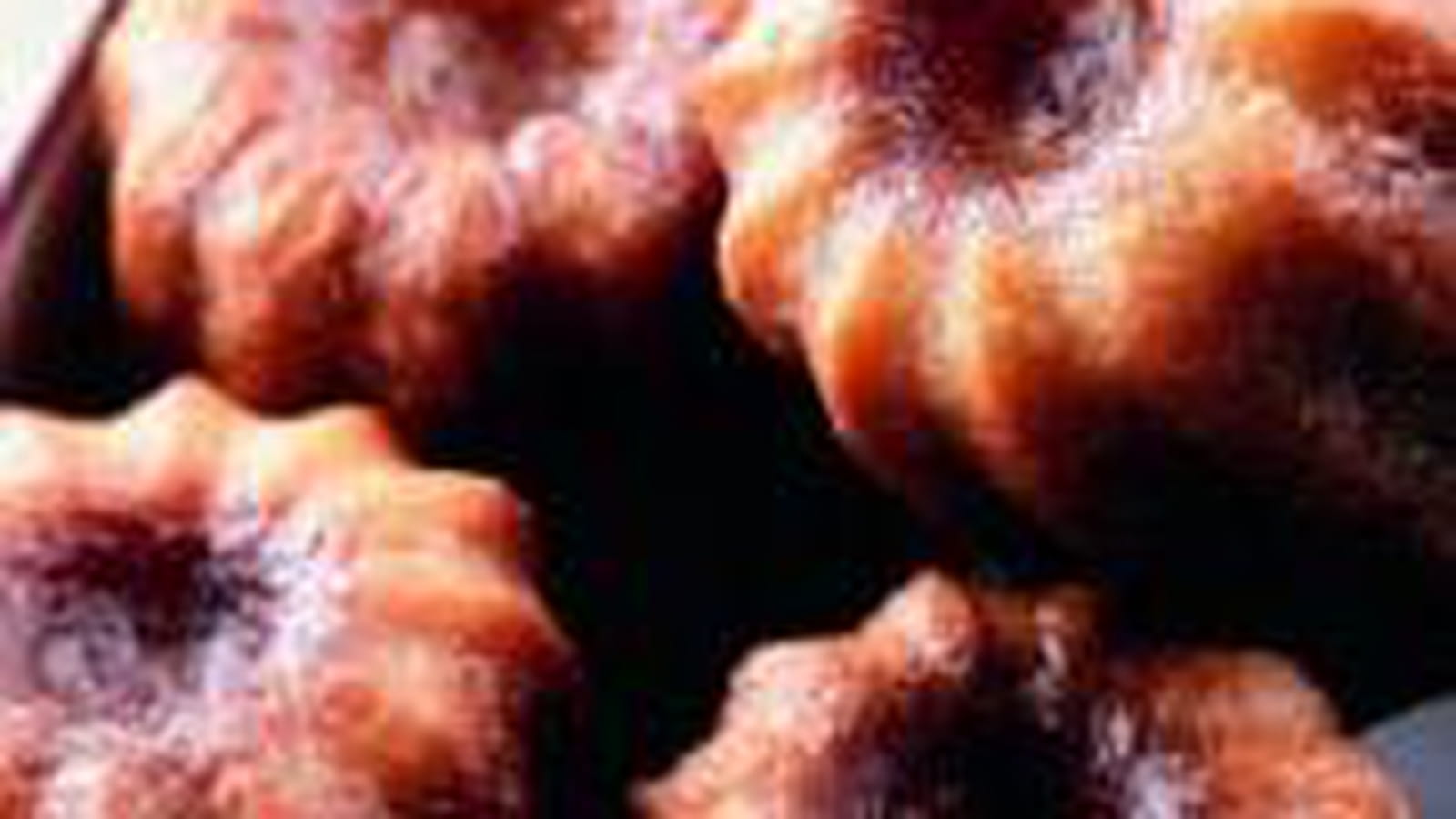 Cannelés bordelais