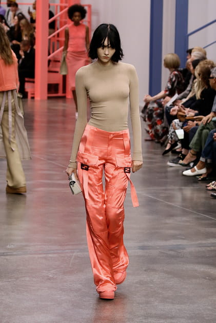 Look&nbsp;54&nbsp;du d&eacute;fil&eacute; Fendi