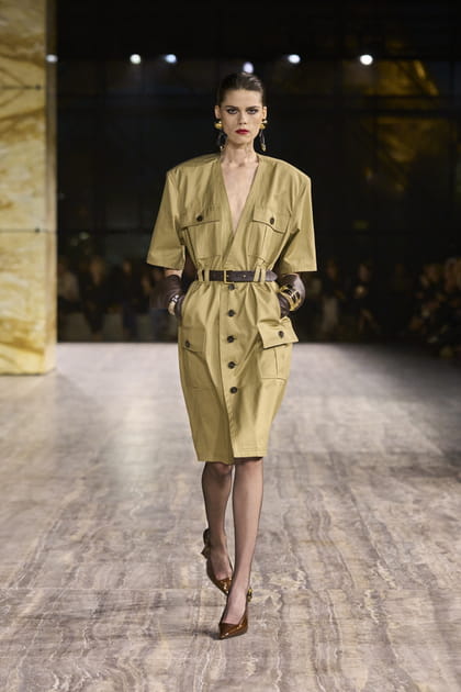 Look 13 du défilé Saint Laurent printemps-été 2024