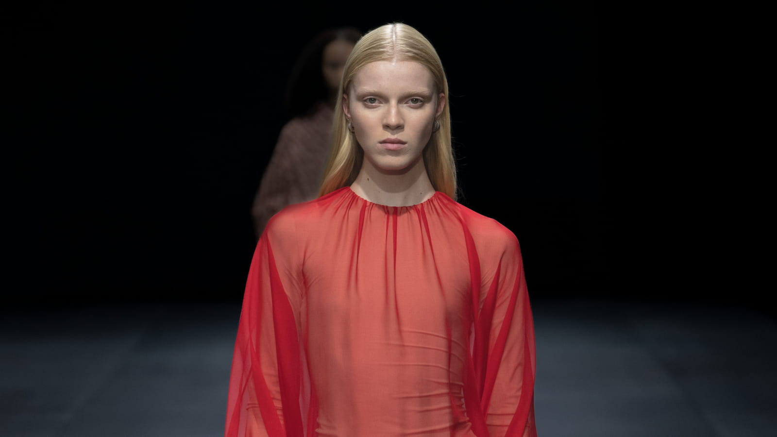 Look 35