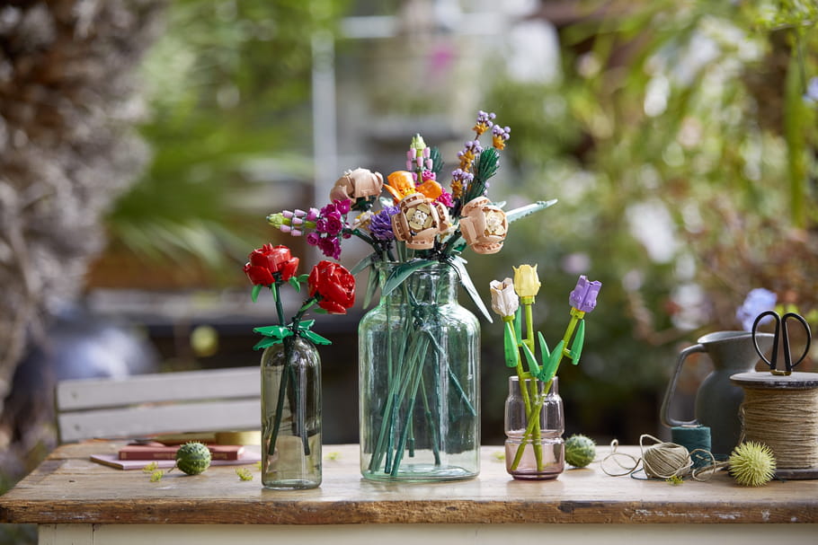 Dites-le avec des fleurs LEGO® plus vraies que nature !