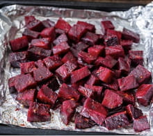 Gâteau chocolat noir, betterave rôtie et framboise : Etape 1