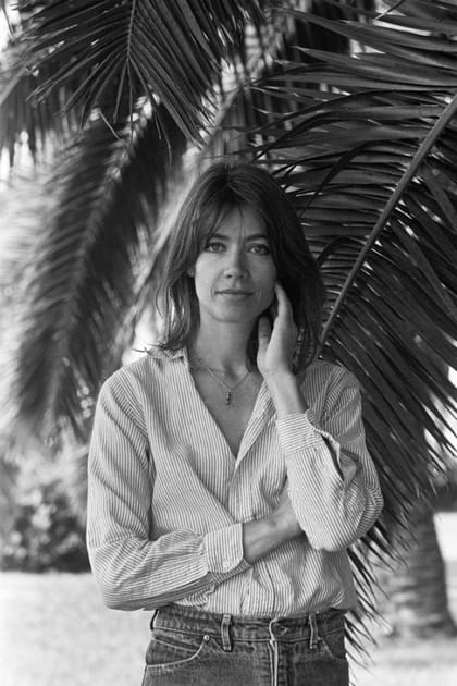 Françoise Hardy en chemise à fines rayures