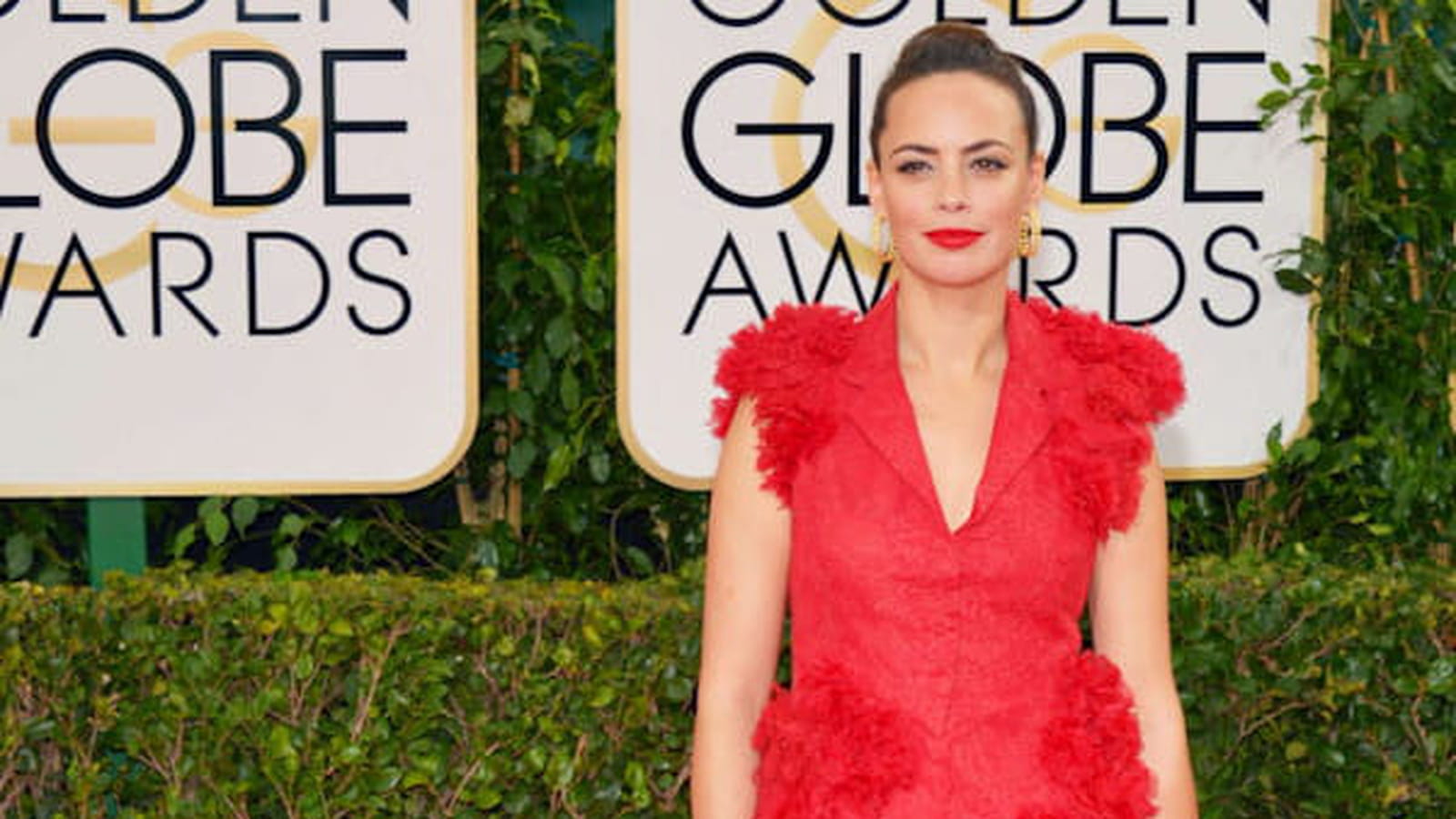 Bérénice Bejo, une icône du glamour en 66 looks mode