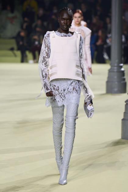 Look 23&nbsp;du d&eacute;fil&eacute; Balmain