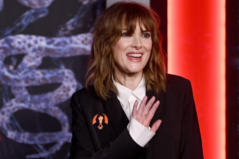 La frange effil&eacute;e de Winona Ryder