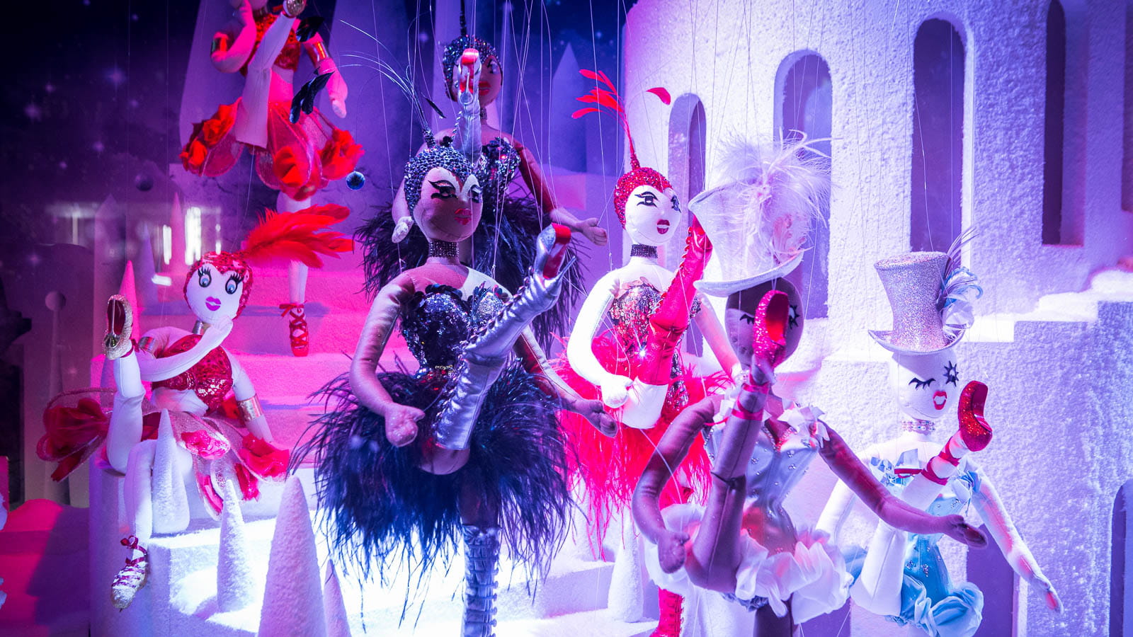 French cancan aux Galeries Lafayette