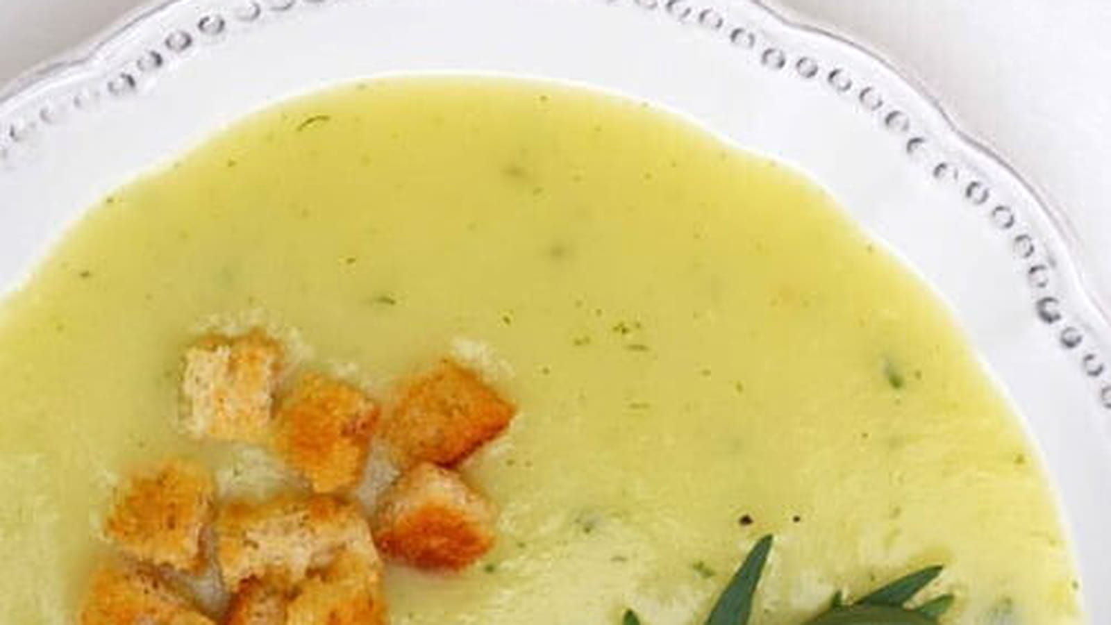 Soupe de pommes de terre à l'estragon