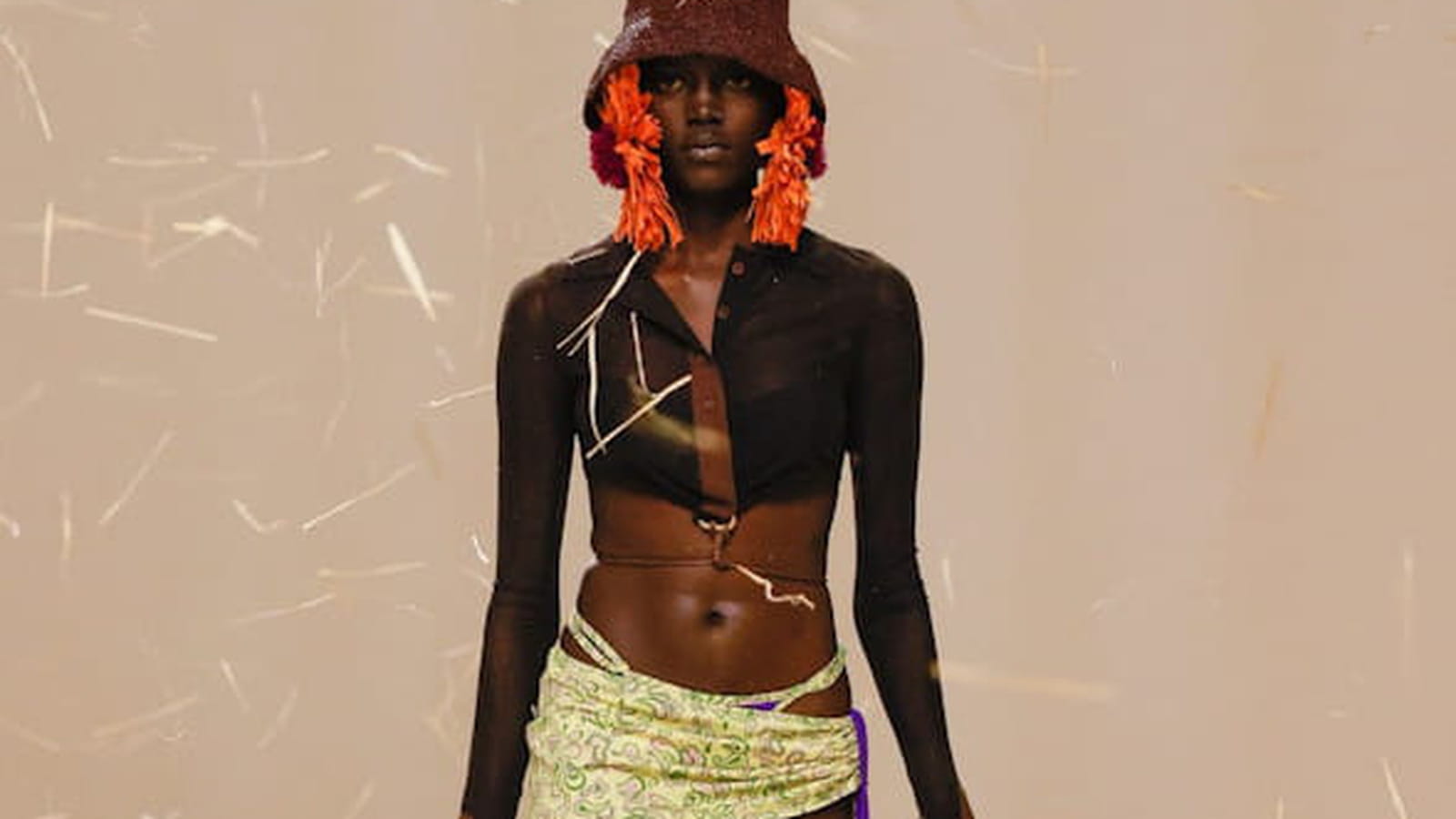 Look 15
