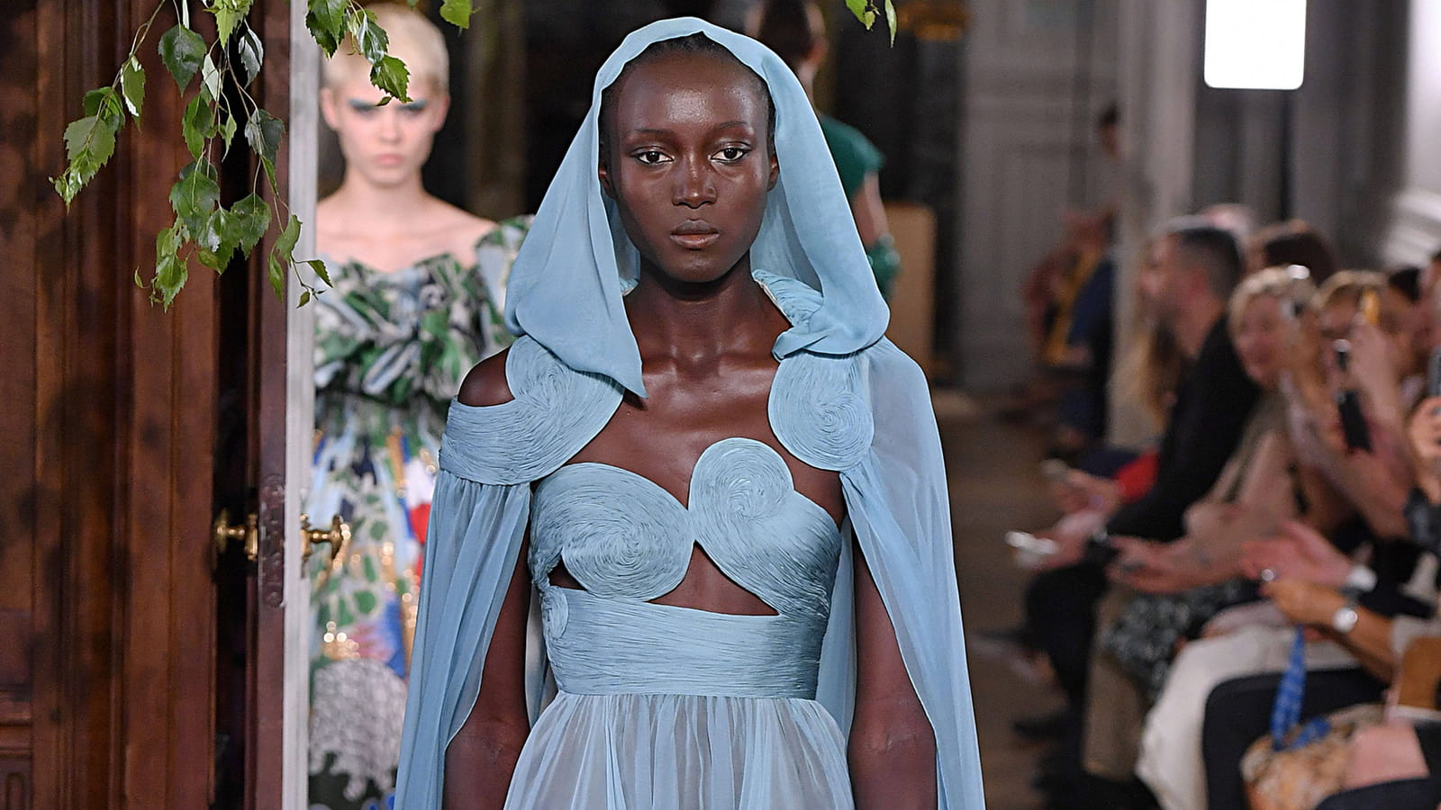 Look 38