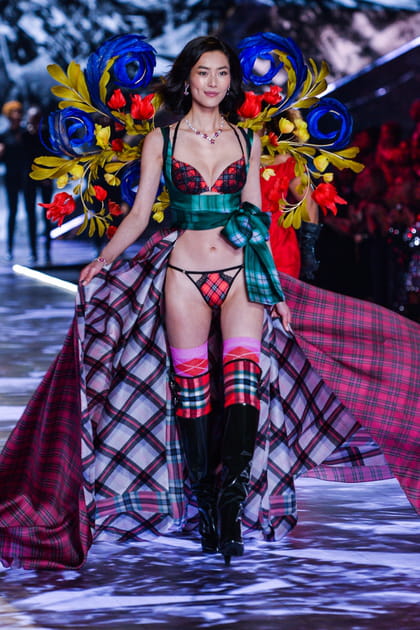 Liu Wen&nbsp;au d&eacute;fil&eacute; Victoria's Secret 2018