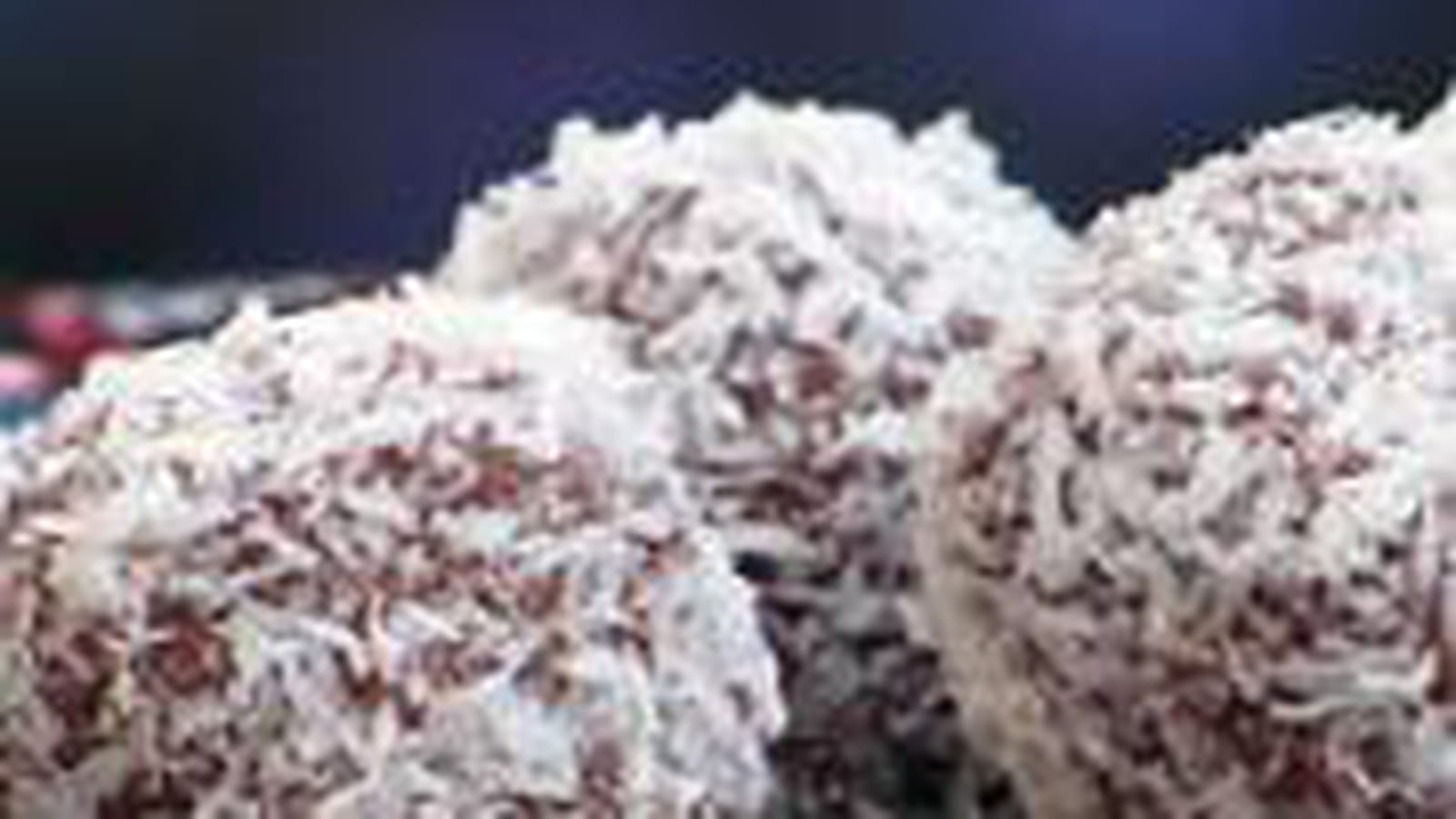 Truffe coco-noisette aux deux chocolats