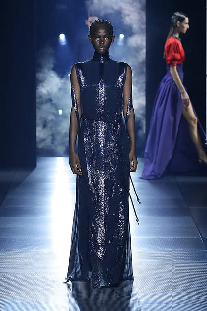 Look 24&nbsp;du d&eacute;fil&eacute; Fendi Couture