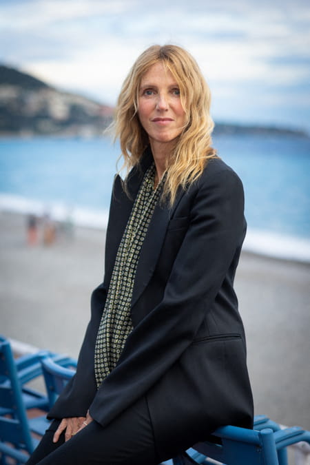 Sandrine-Kiberlain-wavy-cineroman