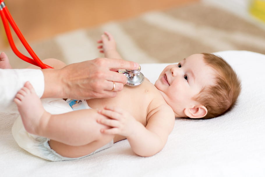 Leucémie : deux bébés en rémission grâce à l'immunothérapie