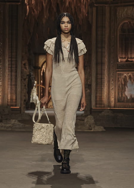 Look 43&nbsp;du d&eacute;fil&eacute; Dior