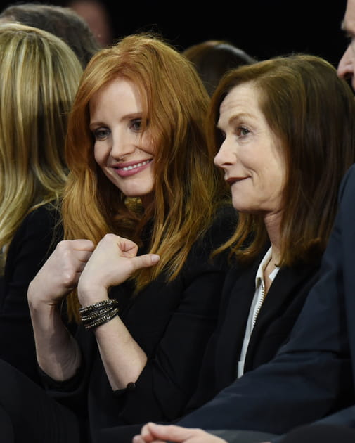 Jessica Chastain et Isabelle Huppert au d&eacute;fil&eacute; Givenchy