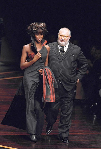 Naomi Campbell et Gianfranco Ferre le 5 mars 1999