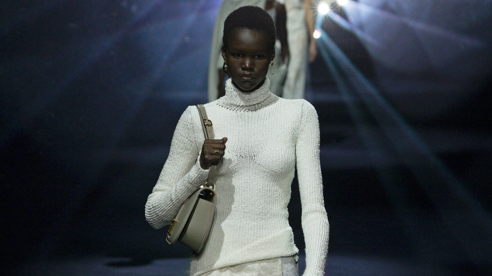 Look 17