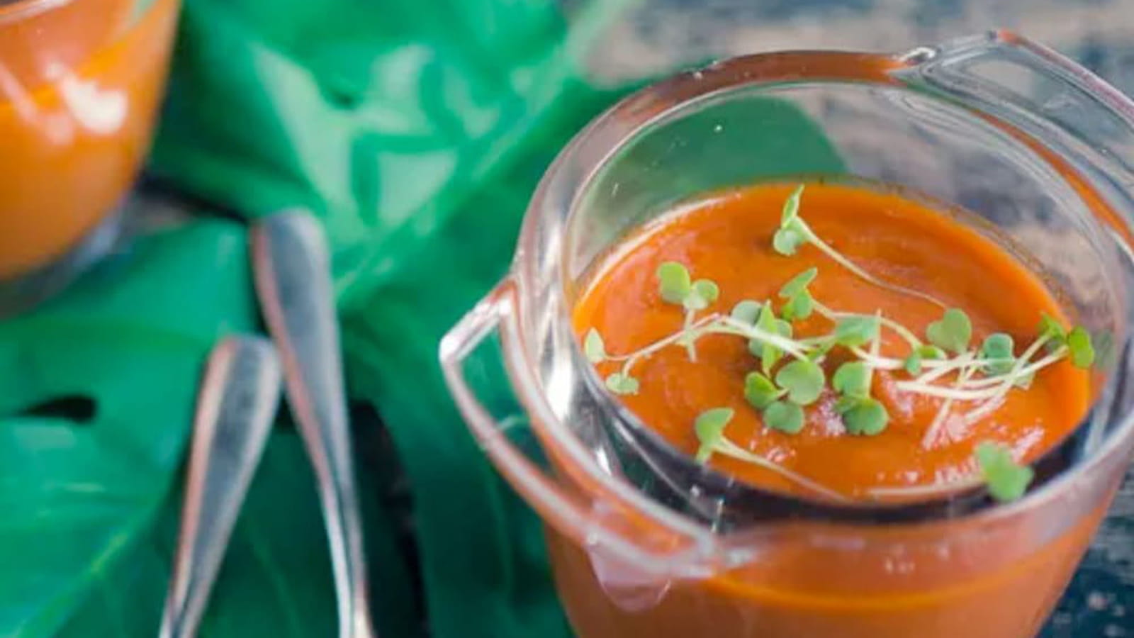 Gaspacho avec la soupe de tomate de Marmande