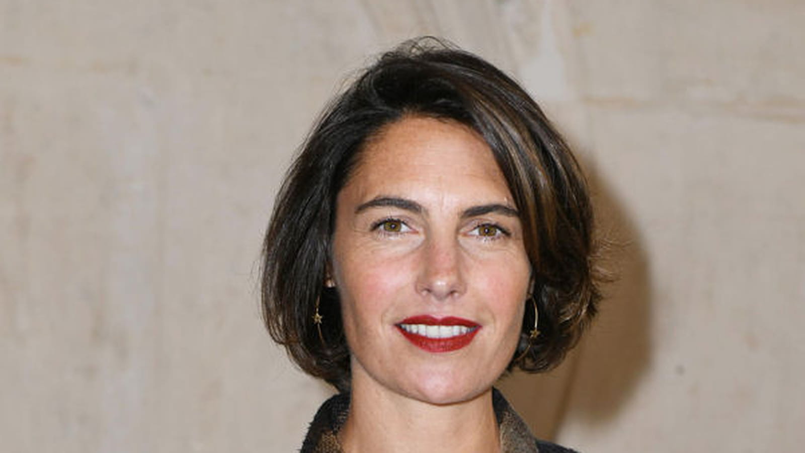 Alessandra Sublet, avec un carré