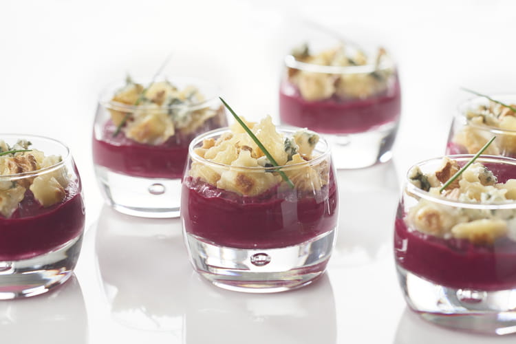 Verrine de betterave, noix, roquefort, ravioles au chèvre