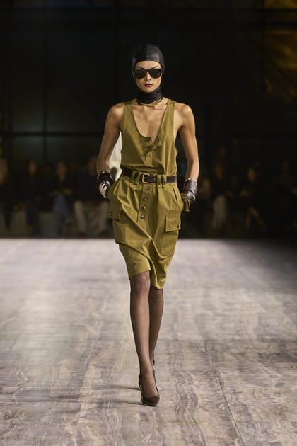 Look 8 du défilé Saint Laurent printemps-été 2024