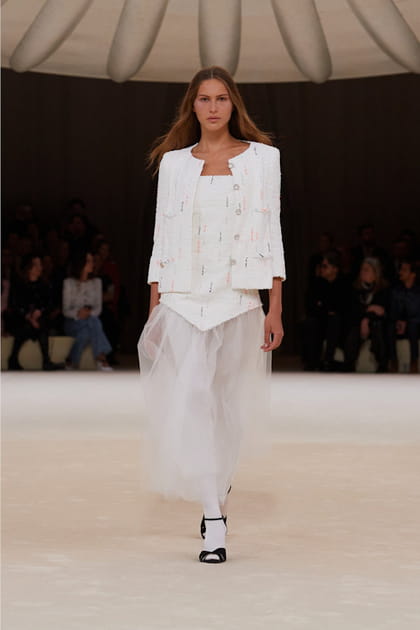Look 4 du défilé Chanel haute couture printemps-été 2024