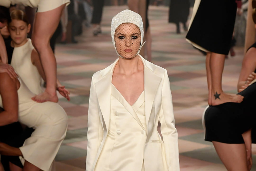 Look 14