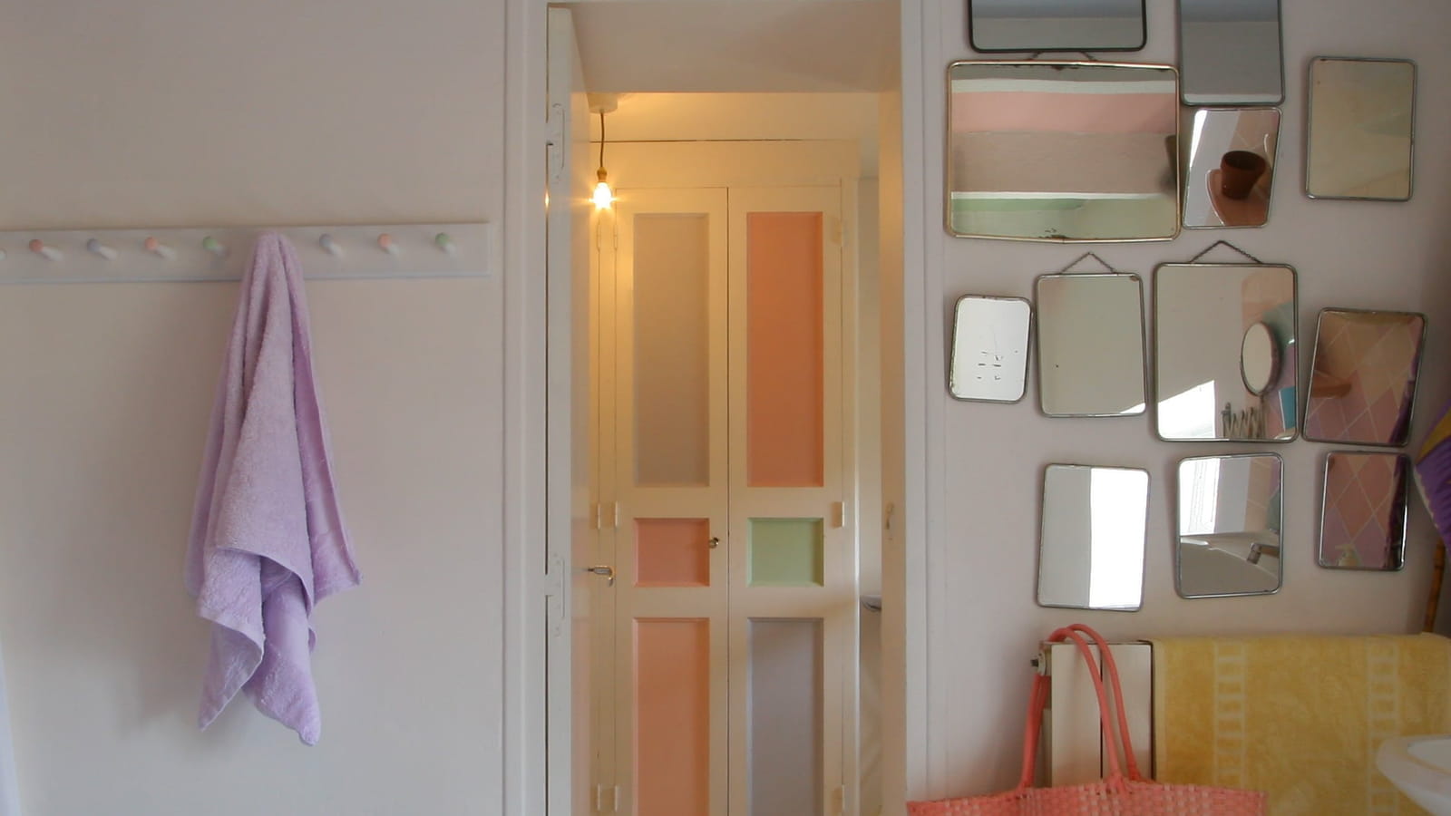 Porte colorée pastel