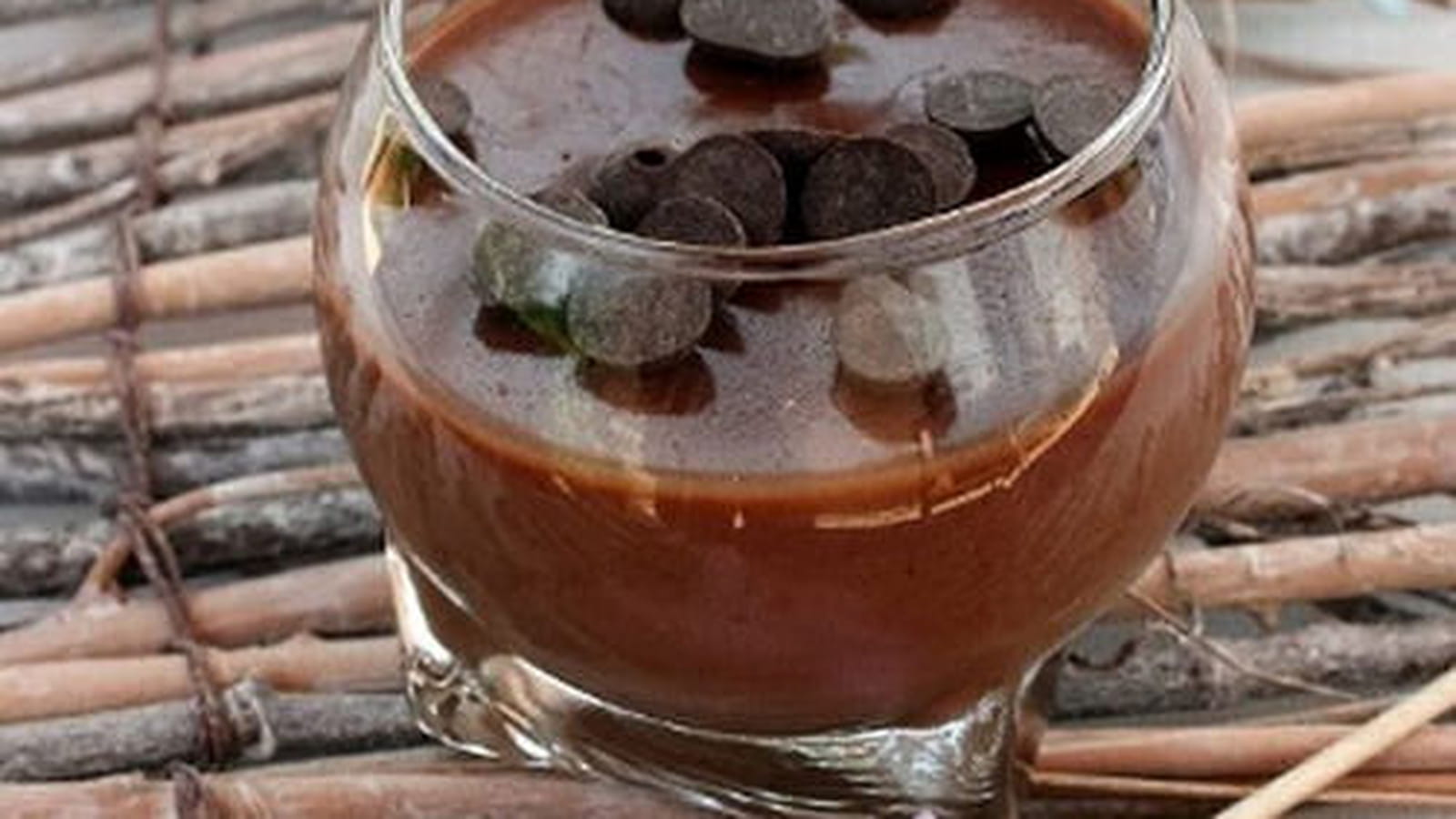 Crèmes au chocolat express, Bio, sans œufs, gluten, fruits à coque