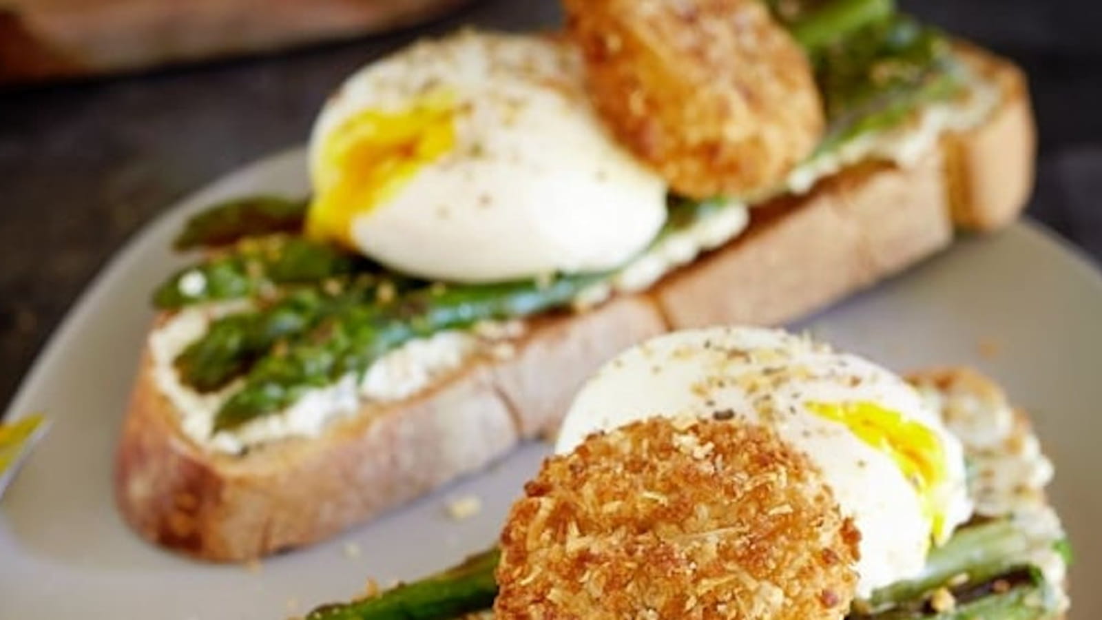 Tartine d’asperges grillées