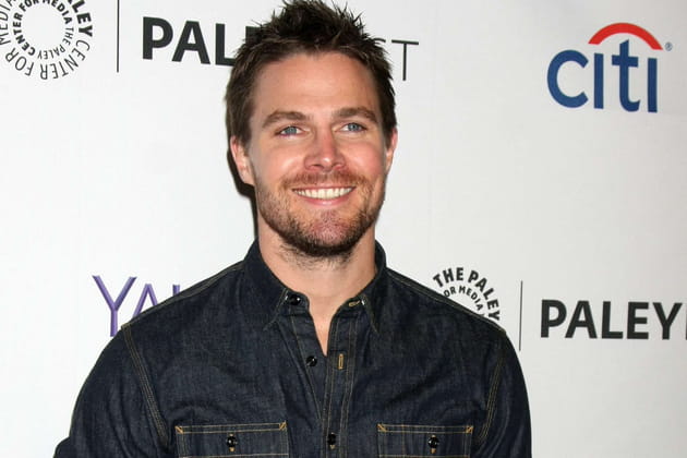Stephen Amell, justicier hot dans Arrow