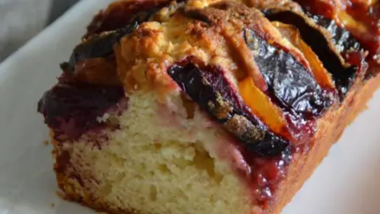 Cake moelleux aux prunes