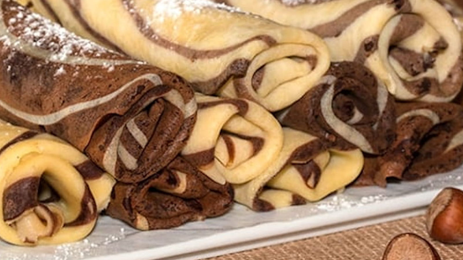 Crêpes en tourbillons bicolores