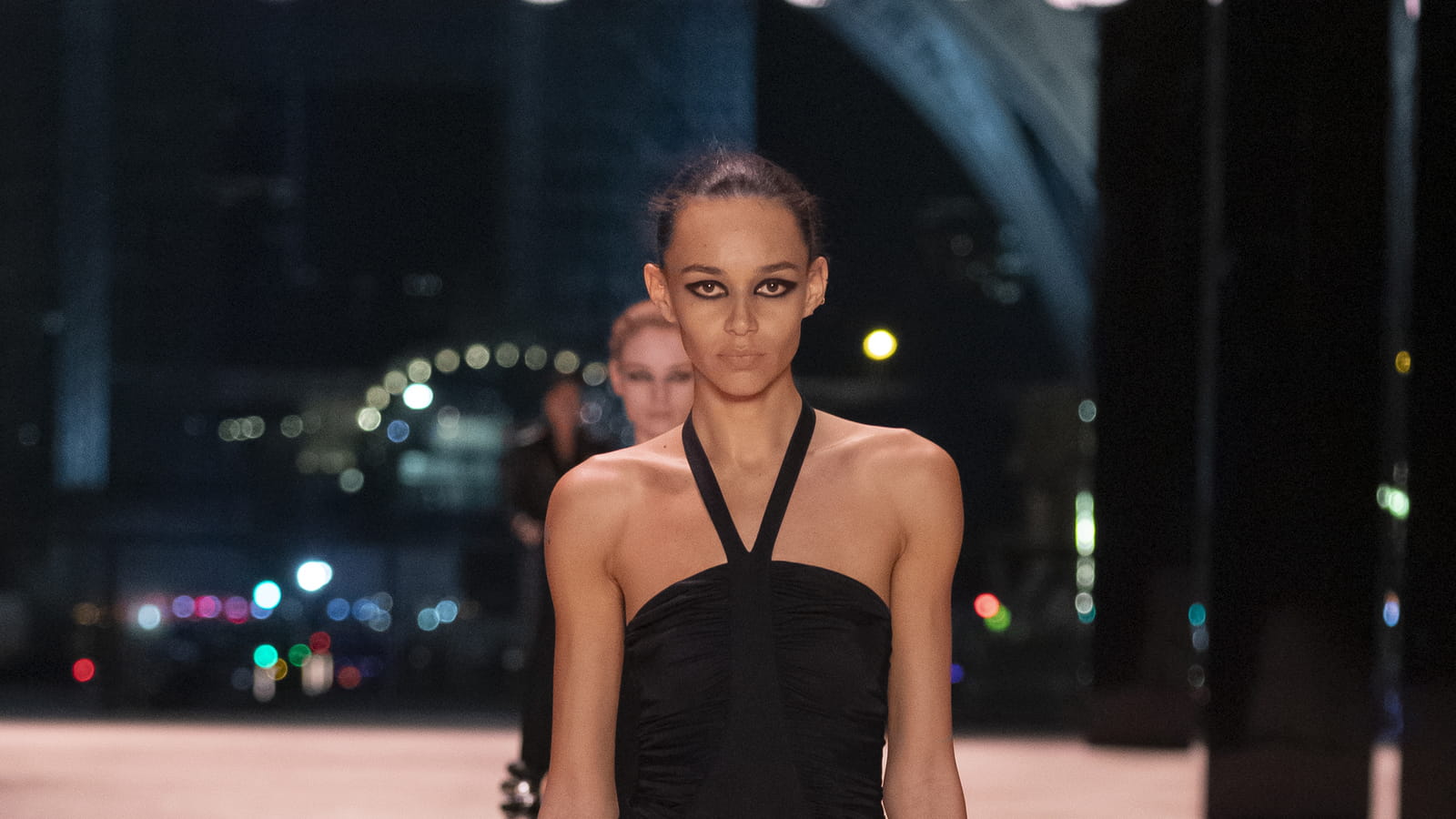 Look 44