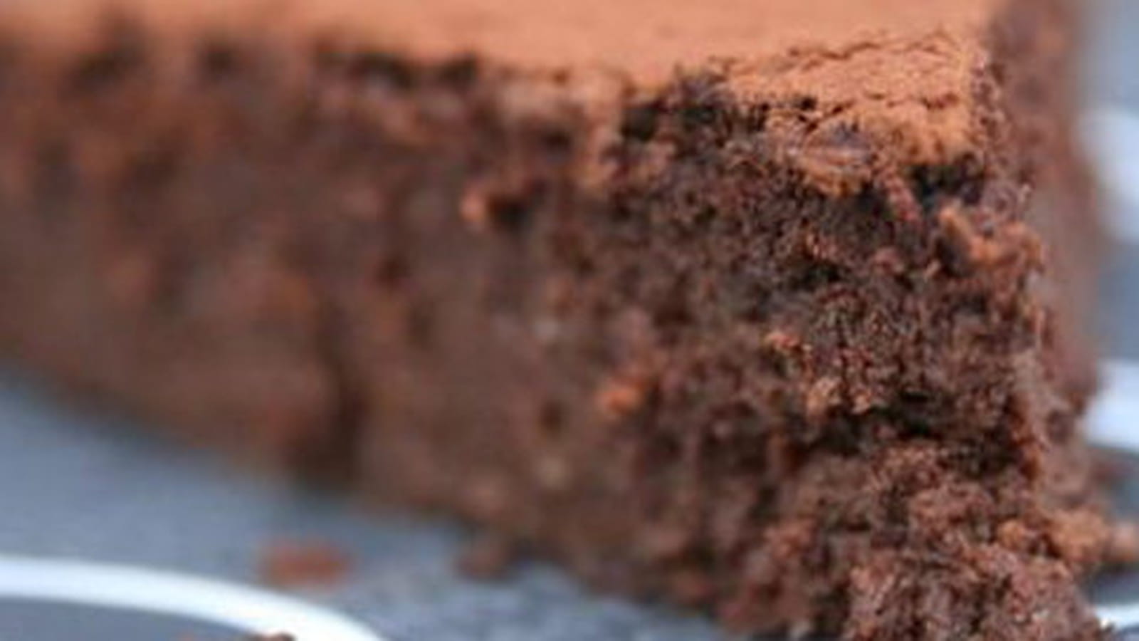 Fondant au chocolat, pois chiche et datte