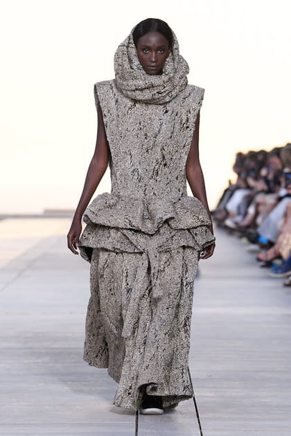 Look 1 du défilé Louis Vuitton