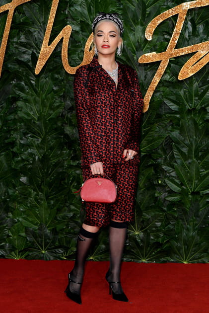 Rita Ora en Prada