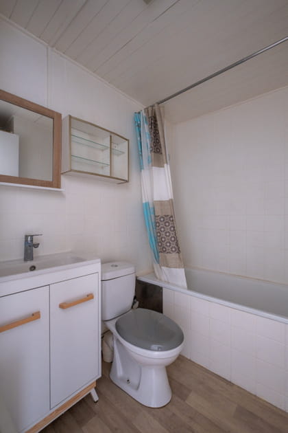 Avant&nbsp;: une salle de bains qui avait fait son temps