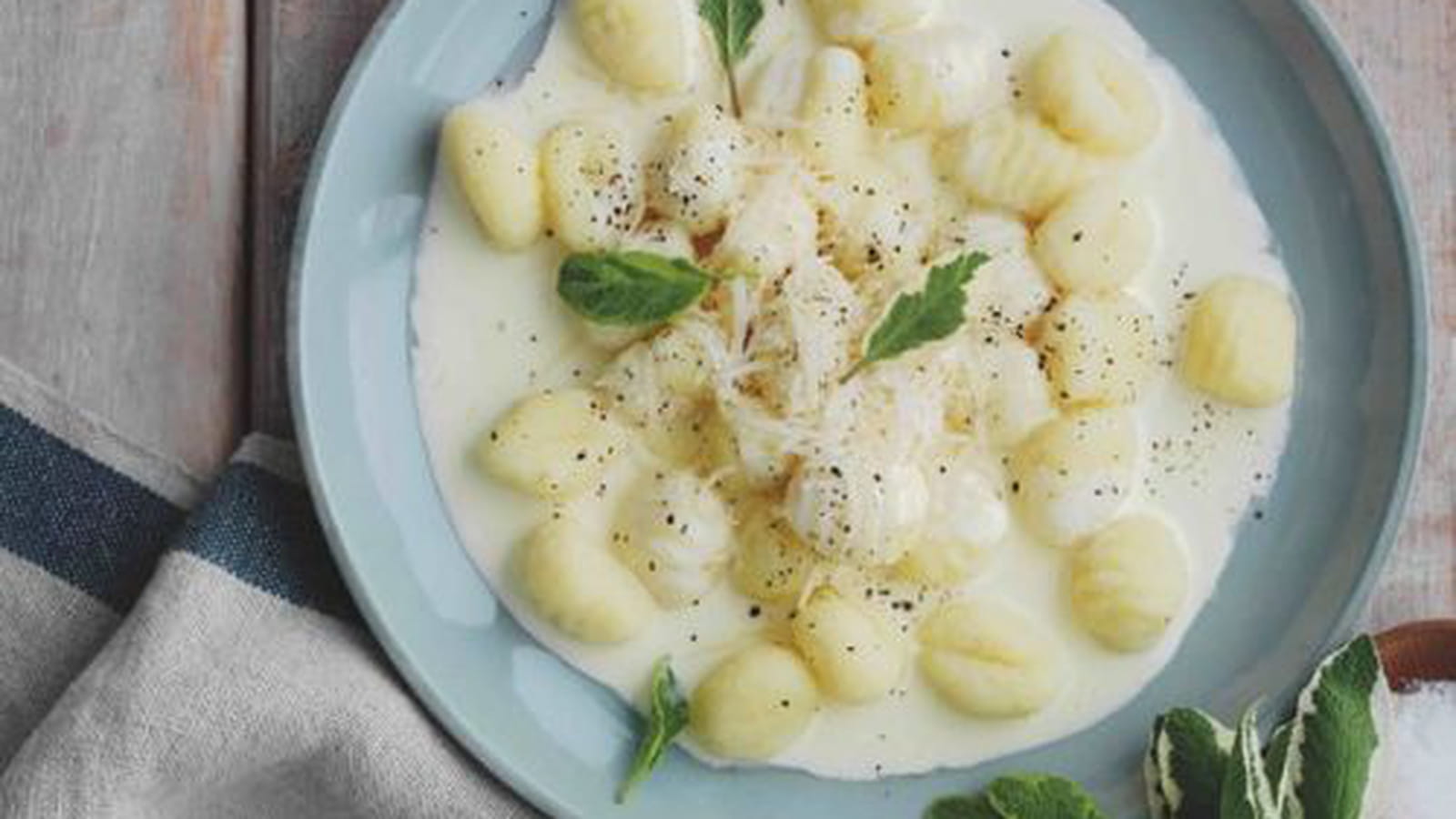 Gnocchis de pommes de terre à la crème de Parmigiano Reggiano