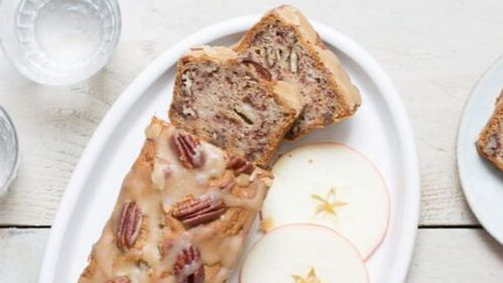L’Apple cake vegan aux Pink Lady® aux noix de pécan
