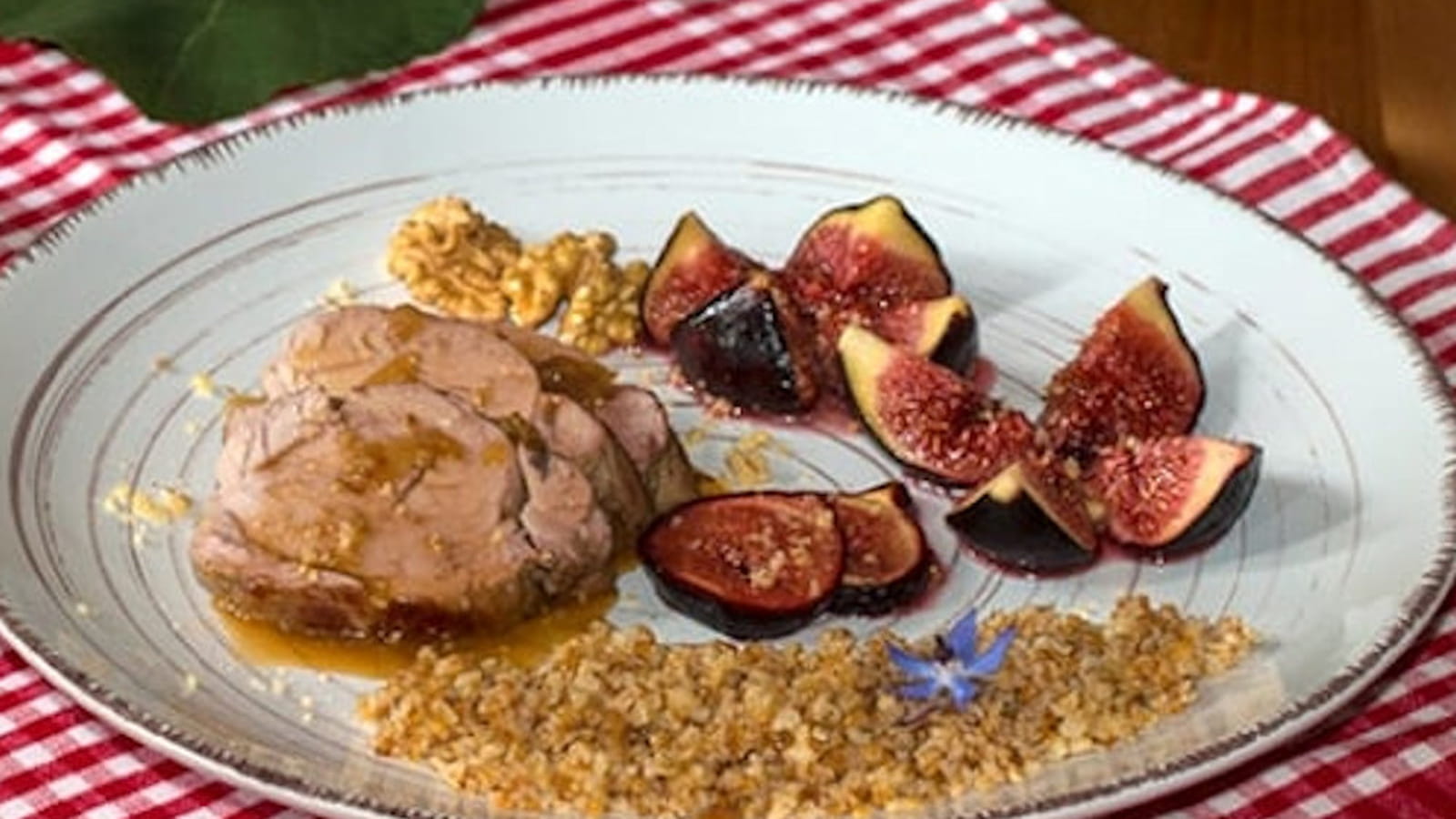 Filet mignon de porc au miel et aux figues confites