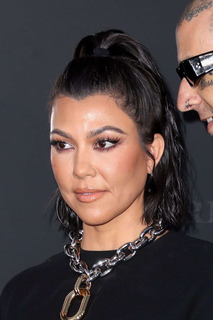 Kourtney Kardashian maquill&eacute;e