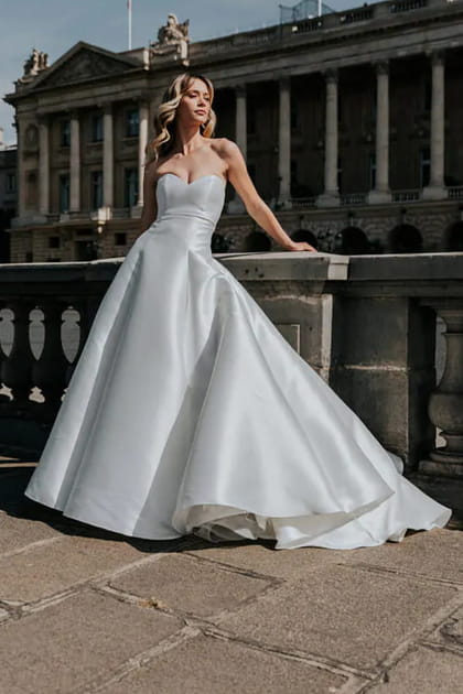 Robe de mari&eacute;e Roanne, collection Paris, Cymbeline